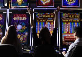 Filipino player browsing phtaya16 sports and casino categories on mobile